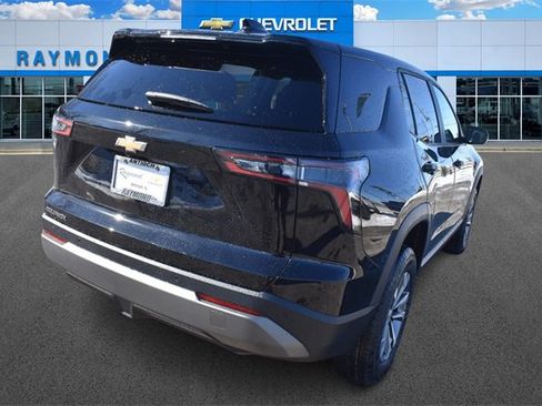 New 2026 Chevrolet Equinox LT image 3