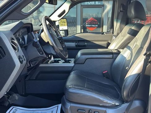 Used 2011 Ford F250 Lariat w/ Chrome Pkg image 5