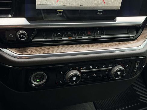 Used 2023 Chevrolet Silverado 1500 LT image 6