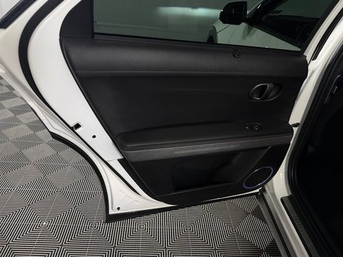 Used 2025 Hyundai Ioniq 5 Limited AWD/4WD image 30
