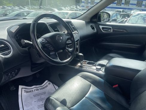 Used 2014 Nissan Pathfinder Platinum w/ Platinum Premium Package AWD/4WD image 11