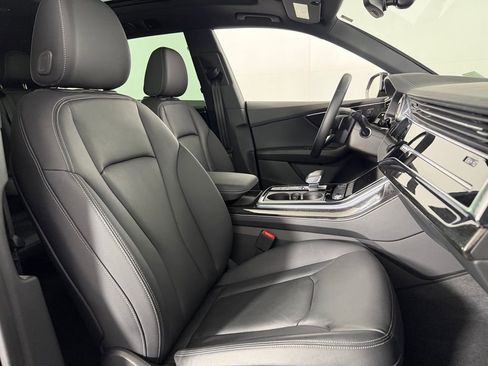 Used 2025 Audi Q8 Premium w/ Black Optic Package AWD/4WD image 34