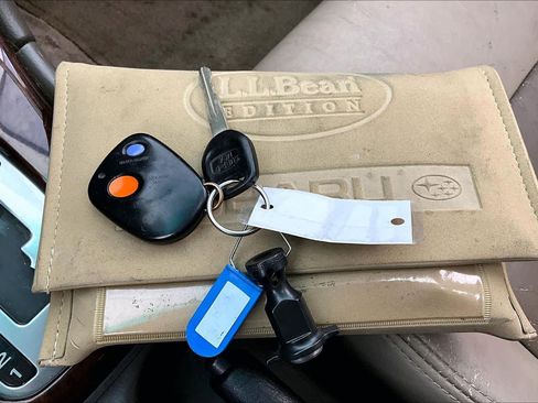 Used 2002 Subaru Outback H6 L.L. Bean Edition image 14