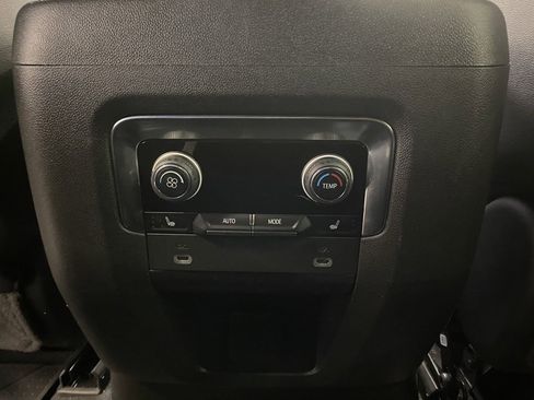 Used 2022 Chevrolet Tahoe High Country image 28