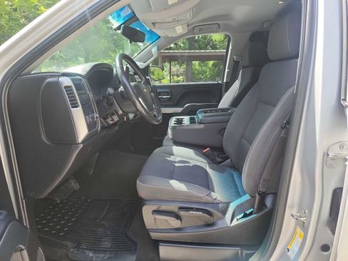 Used 2018 Chevrolet Silverado 1500 LT image 17