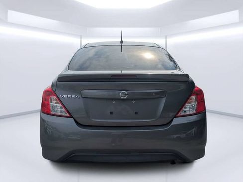 Used 2017 Nissan Versa S Plus FWD image 4