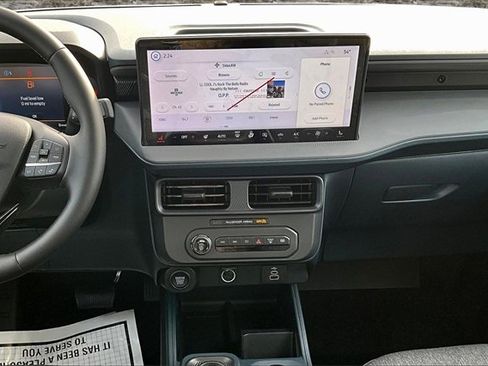 New 2025 Ford Maverick XLT w/ XLT Luxury Package image 6