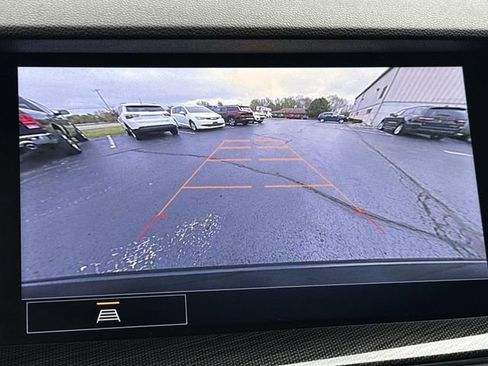 Used 2021 Buick Envision Essence AWD/4WD image 7