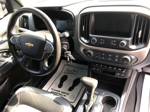 Used 2020 Chevrolet Colorado Z71 image 28