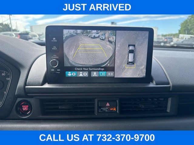 Used 2025 Honda Pilot TrailSport image 13