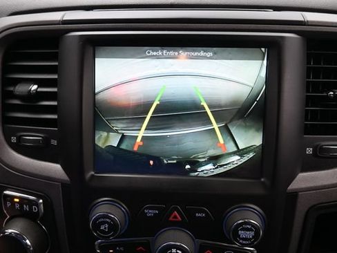 Used 2019 RAM 1500 Express w/ Express Value Package AWD/4WD image 17