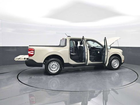 New 2025 Ford Maverick XL w/ Equipment Group 102A image 64
