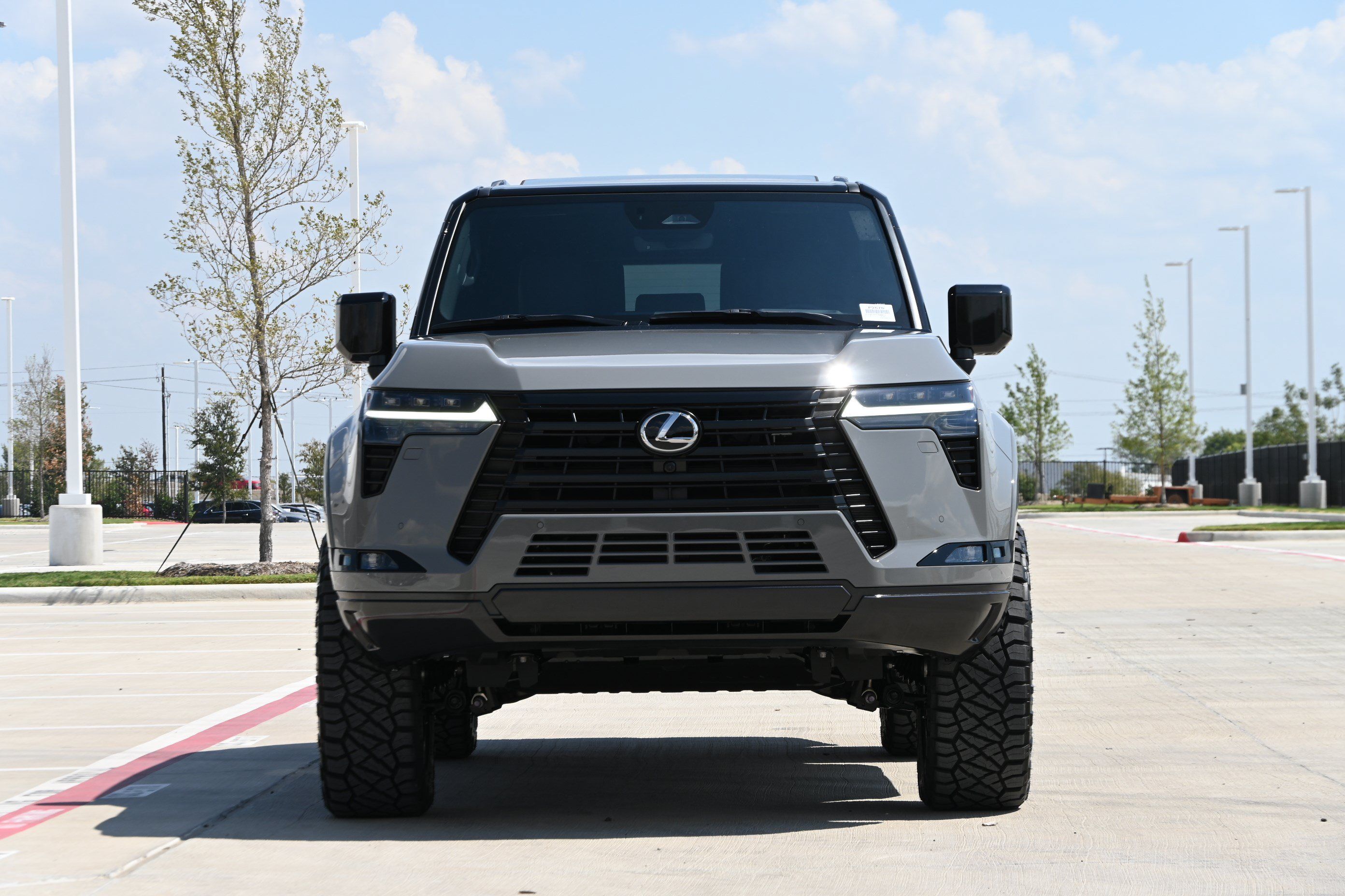 Used 2026 Lexus GX 550 w/ Accessory Package (ZB) AWD/4WD image 3