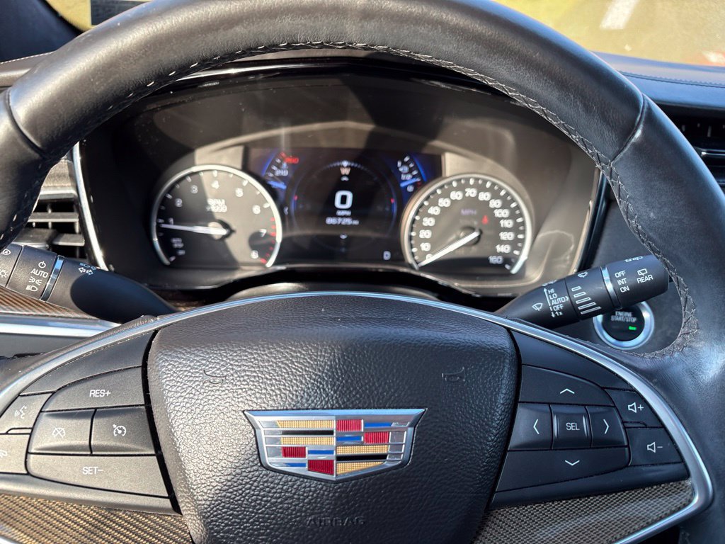 Used 2017 Cadillac XT5 Platinum w/ Driver Assist Package AWD/4WD image 19