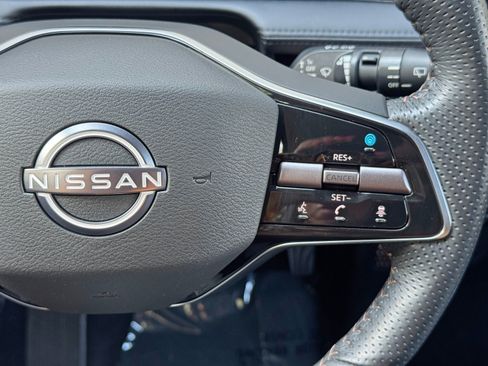 Used 2023 Nissan Ariya FWD image 21