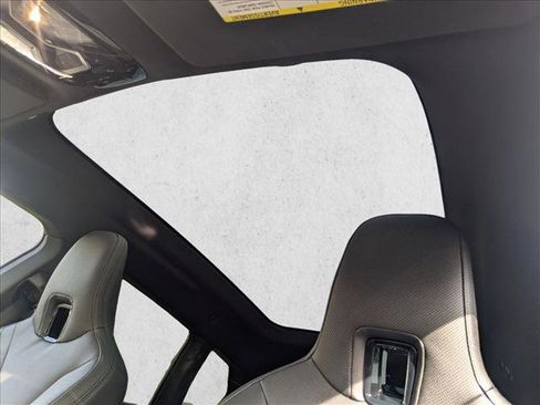 Used 2025 BMW iX xDrive50 image 15