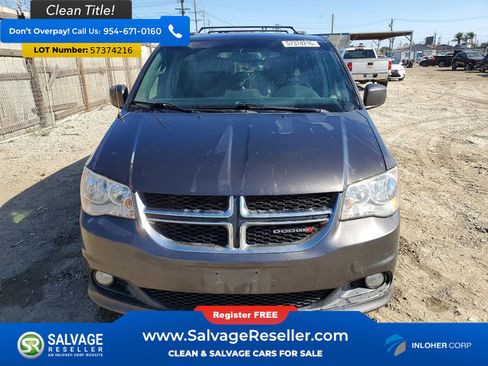 Used 2017 Dodge Grand Caravan SXT FWD image 7