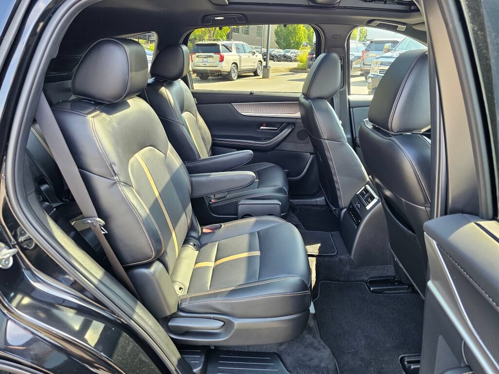 Certified 2025 MAZDA CX-90 Plug-In Hybrid w/ Premium Plus AWD/4WD image 28