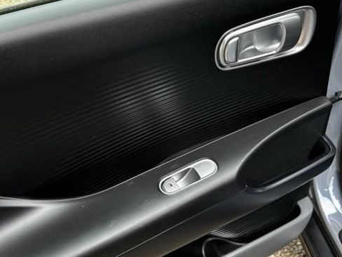 Certified 2025 Hyundai Ioniq 6 SE RWD image 13