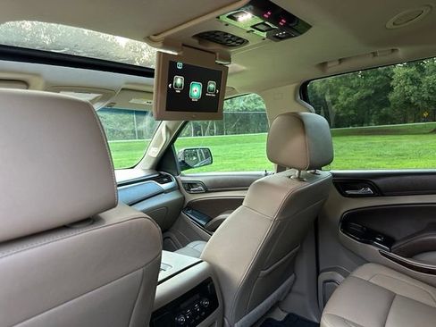 Used 2017 Chevrolet Tahoe LT AWD/4WD image 13