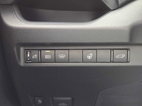 Used 2023 Toyota RAV4 XLE Premium AWD/4WD image 34
