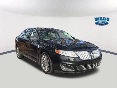 Used 2010 Lincoln MKS image 3
