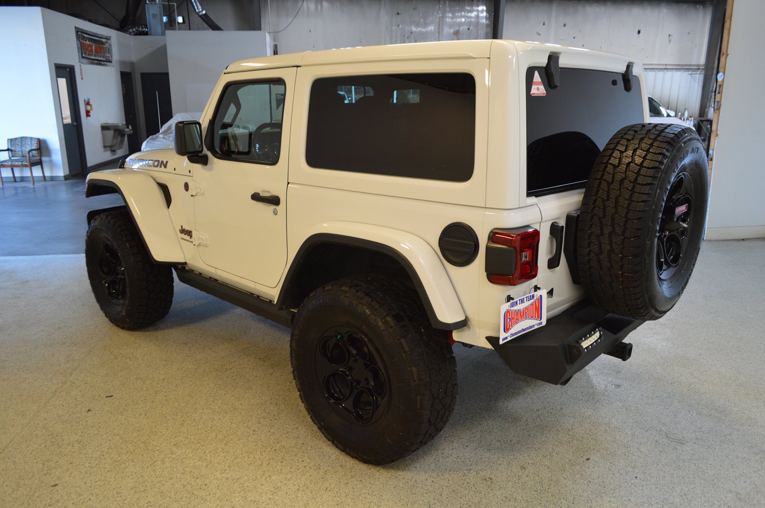Used 2021 Jeep Wrangler Rubicon AWD/4WD image 5