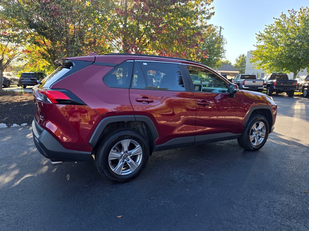 Used 2025 Toyota RAV4 XLE w/ Convenience Package AWD/4WD image 9