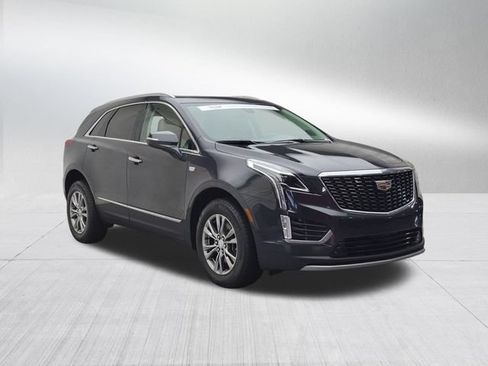 Certified 2023 Cadillac XT5 Premium Luxury AWD/4WD image 3