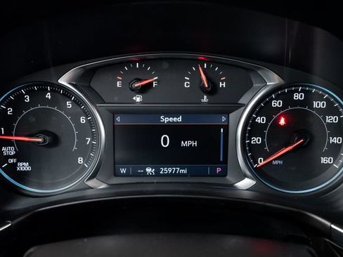 Used 2024 Chevrolet Equinox RS FWD image 14