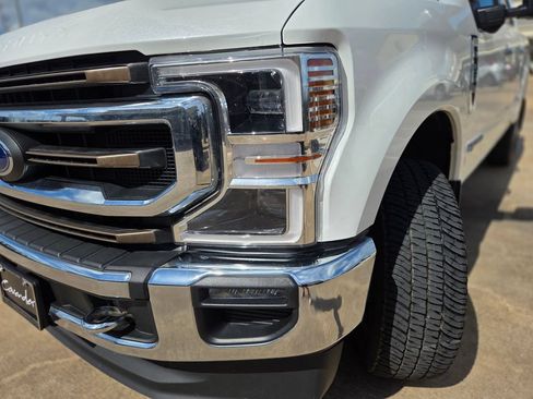 Certified 2022 Ford F250 King Ranch w/ King Ranch Ultimate Package AWD/4WD image 9