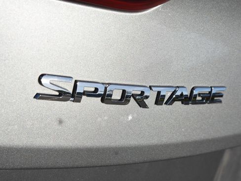 Used 2020 Kia Sportage LX w/ LX Popular Package AWD/4WD image 13