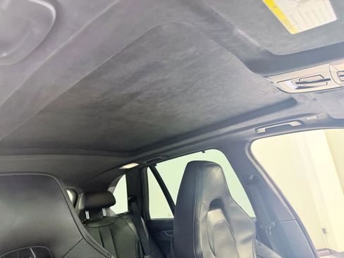 Used 2017 BMW X5 M image 41