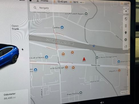 Used 2017 Tesla Model 3 Long Range image 12
