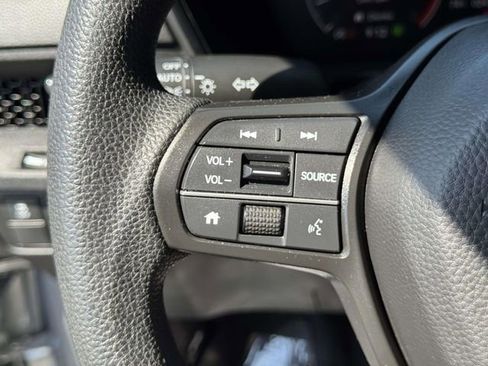 Certified 2025 Honda CR-V EX image 21