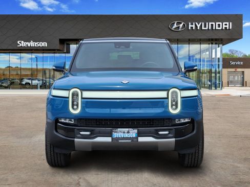 Used 2024 Rivian R1S Adventure image 6