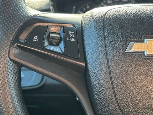 Used 2017 Chevrolet Trax LT image 18