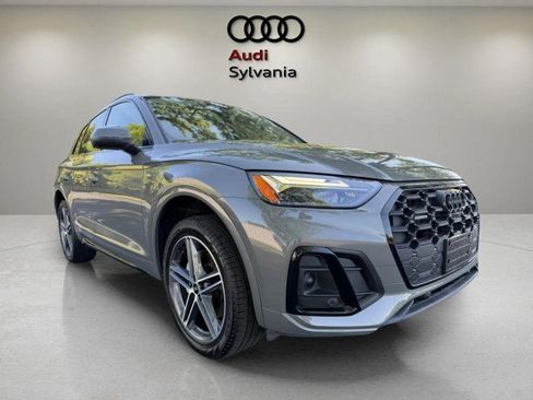 Certified 2023 Audi Q5 e Premium Plus w/ Premium Plus Package AWD/4WD image 1