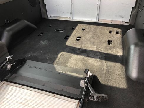 Used 2023 Ford Transit 350 XLT RWD image 26