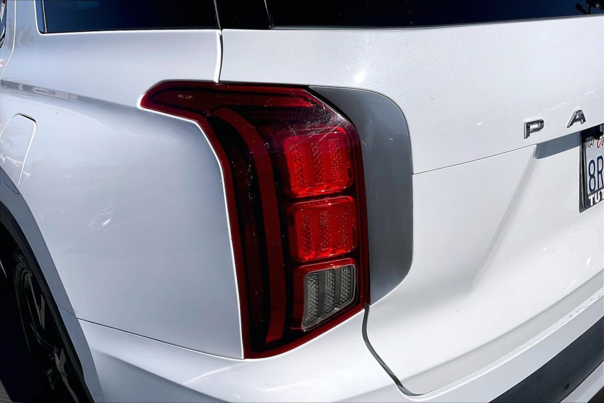 Used 2020 Hyundai Palisade SEL w/ Premium Package FWD image 31