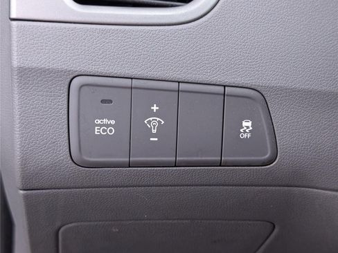 Used 2012 Hyundai Elantra Limited w/ Technology Pkg 5 FWD image 16