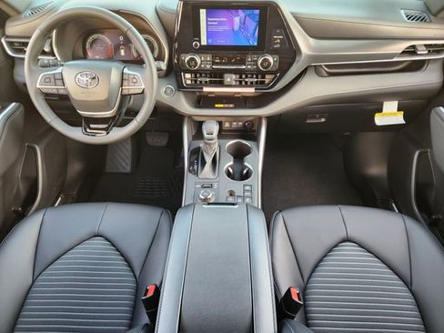 New 2026 Toyota Highlander XSE image 20