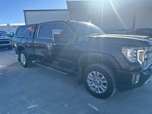 Used 2020 GMC Sierra 3500 Denali w/ Denali Ultimate Package image 7