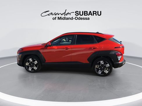 Used 2025 Hyundai Kona SEL FWD image 5