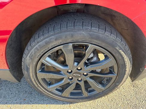 Used 2022 Chevrolet Equinox RS w/ RS Leather Package image 12