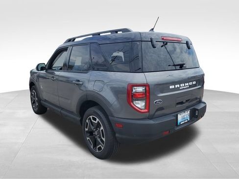 Used 2024 Ford Bronco Sport Outer Banks w/ Tech Package AWD/4WD image 6