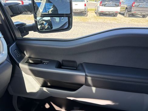 Used 2025 Ford F250 XLT AWD/4WD image 25