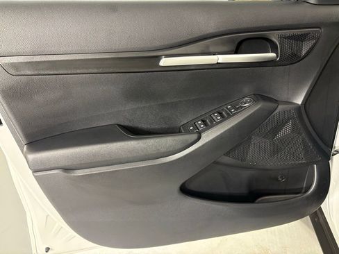 New 2026 Kia Seltos LX image 13