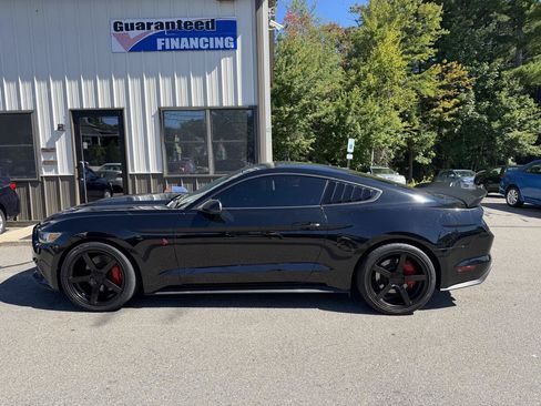 Used 2015 Ford Mustang GT Premium w/ Equipment Group 401A RWD image 7