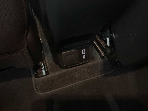 Used 2023 Chevrolet TrailBlazer LT w/ Convenience Package image 16